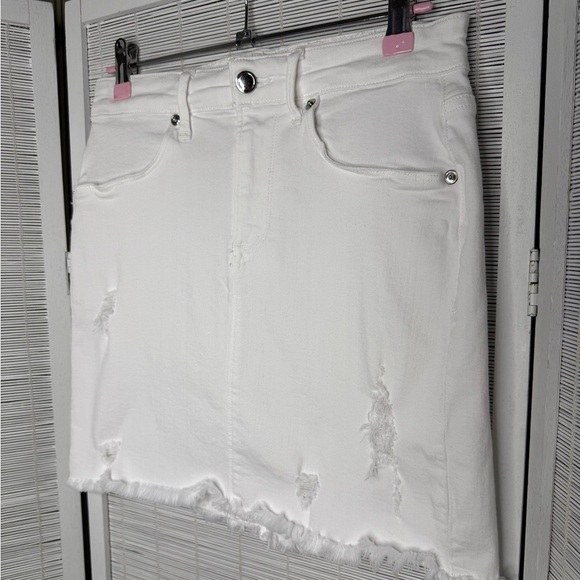 Good American White Distressed Denim Skirt Size 2 - Picture 2 of 8